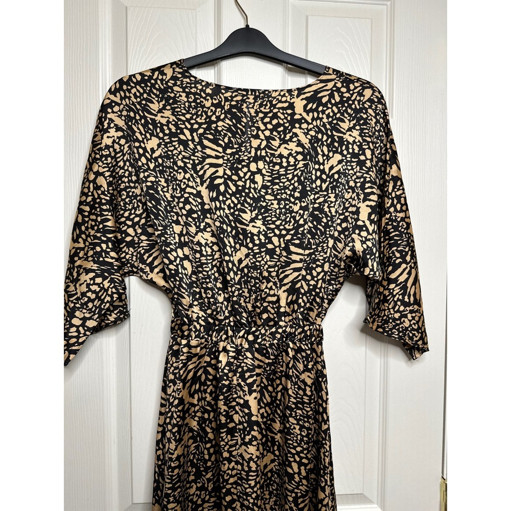 Maxi Dress Women Small Tan Black Cut Out Front Tie Good Condition vacation - Picture 8 of 10